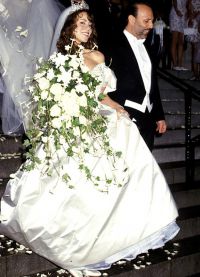 Mariah Carey u svadbenoj haljini 1