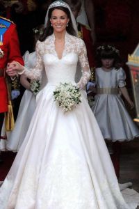 най-скъпата сватбена рокля в света 6