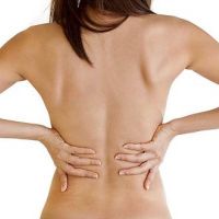 boleča desna stran in spodnji del hrbta
