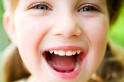 vonj acetona iz ust otroškega vzroka