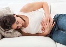Zagrożenie poronieniem we wczesnych stadiach leczenia objawów