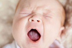 drobovje v otrokovih usta kot za zdravljenje