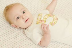 5 mesecev otroške razvojne teže in višine