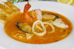 пикантна супа от доматени риби