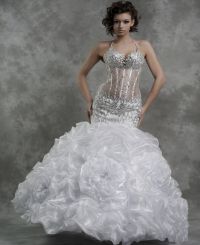 сватбена рокля с прозрачен корсет 2
