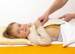 Hitro zdravljenje kašlja ljudskih zdravil pri otrocih
