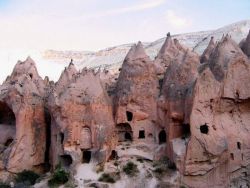 jaskinie w Kapadocji