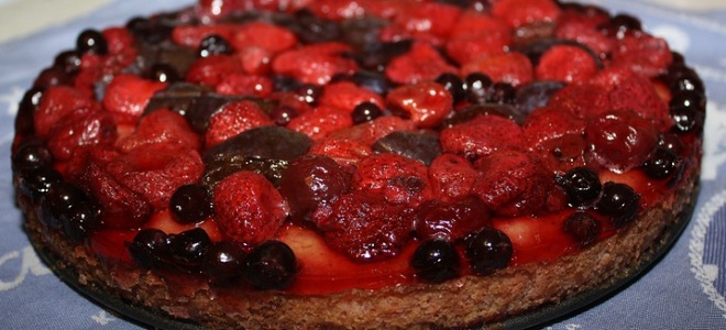 Recept za tirolu Berry Pie