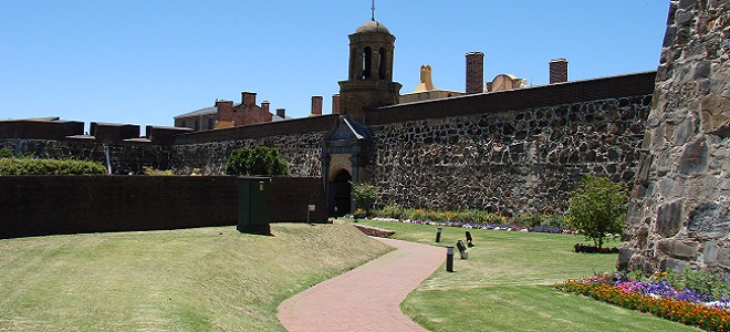 Hope castle. Крепость доброй надежды Кейптаун. Замок доброй надежды (Castle of good hope). Замок доброй надежды, Южная Африка. Крепость доброй надежды ЮАР.