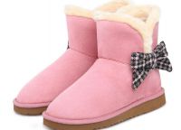 uggs with bows3