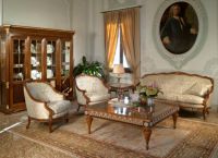 Oblazinjeno pohištvo za dnevno sobo v klasičnem slogu7