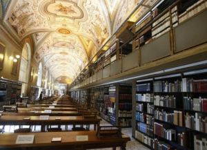 Читальный зал Ватиканской библиотеки