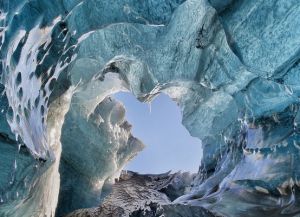Ледник Ватнайекюдль - ледяные пещеры