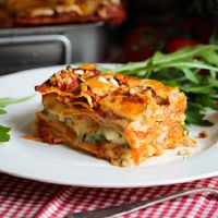 Poštovní zeleninová lasagna s bešamelovou omáčkou