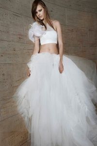 Vera Wong svatební šaty 2015 2