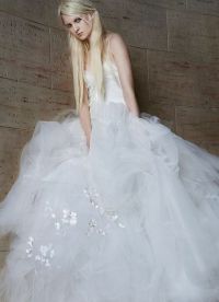 Vera Wong svatební šaty9