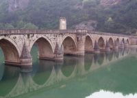 Легендарный Вишеградский мост, имеющий древнюю историю