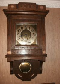 Zegar ścienny wykonany z drewna2