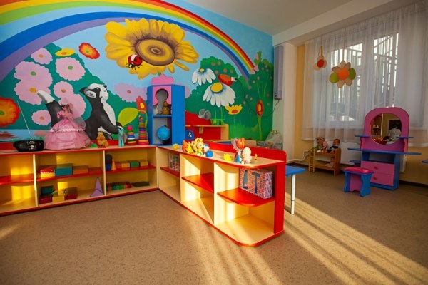 декорация на стени в детска градина 5