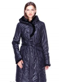 izolovaný dámský kabát na sintepon4