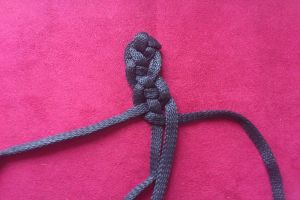 tkanie bransoletek ze sznurów16