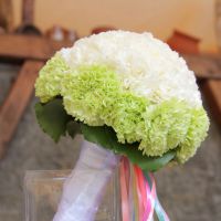 Svatební kytice z karafiátů 1