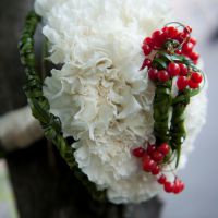 Svatební kytice z karafiátů 8