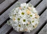 Svatební kytice sedmikrásek 8