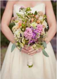 Сватбен букет от диви цветя 7