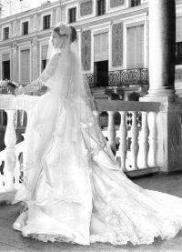 Grace Kelly 2 svatební šaty