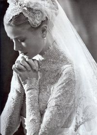 Grace Kelly 5 svatební šaty