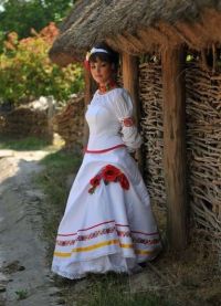 Сватбени рокли в украински стил 2