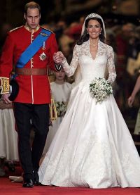 Suknia ślubna Kate Middleton 1
