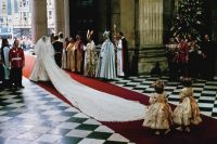 Svatební šaty princezny Diana 8