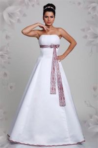 Svatební šaty Silueta sezóny 2013 2