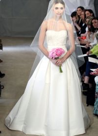 Сватбени рокли на Каролина Херера 4