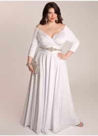 Svatební šaty pro obézní ženy 10