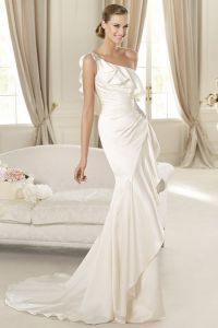 Сватбени рокли Pronovias 7