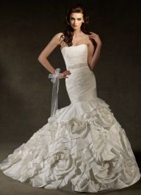 Luxusní svatební šaty 3