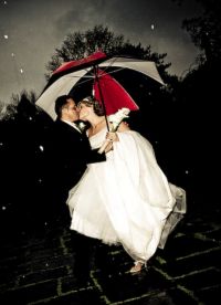 Сватбена фотосесия в дъжда 11