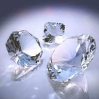 kaj imajo diamanti diamanti za