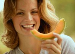 Kaj je koristna melona med nosečnostjo
