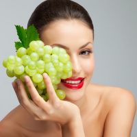 kateri vitamini vsebujejo grozdje