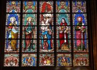 Витражные окна в церкви Богоматери на Саблоне
