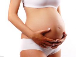 med nosečnostjo boli želodec, kot pred menstruacijo