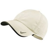 biała czapka baseballowa8