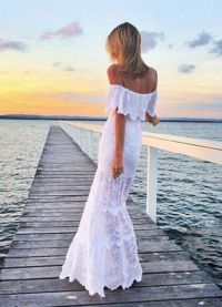 bijela haljina na plaži 7
