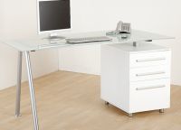 Białe biurko komputerowe8