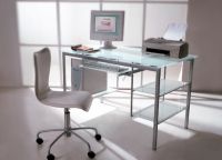 Białe biurko komputerowe9