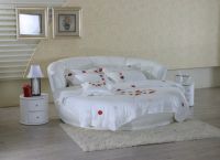 Białe podwójne łóżko9